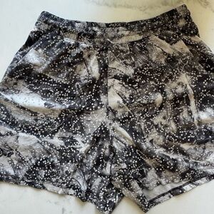 Lululemon Pace Breaker 5” Shorts Limited edition